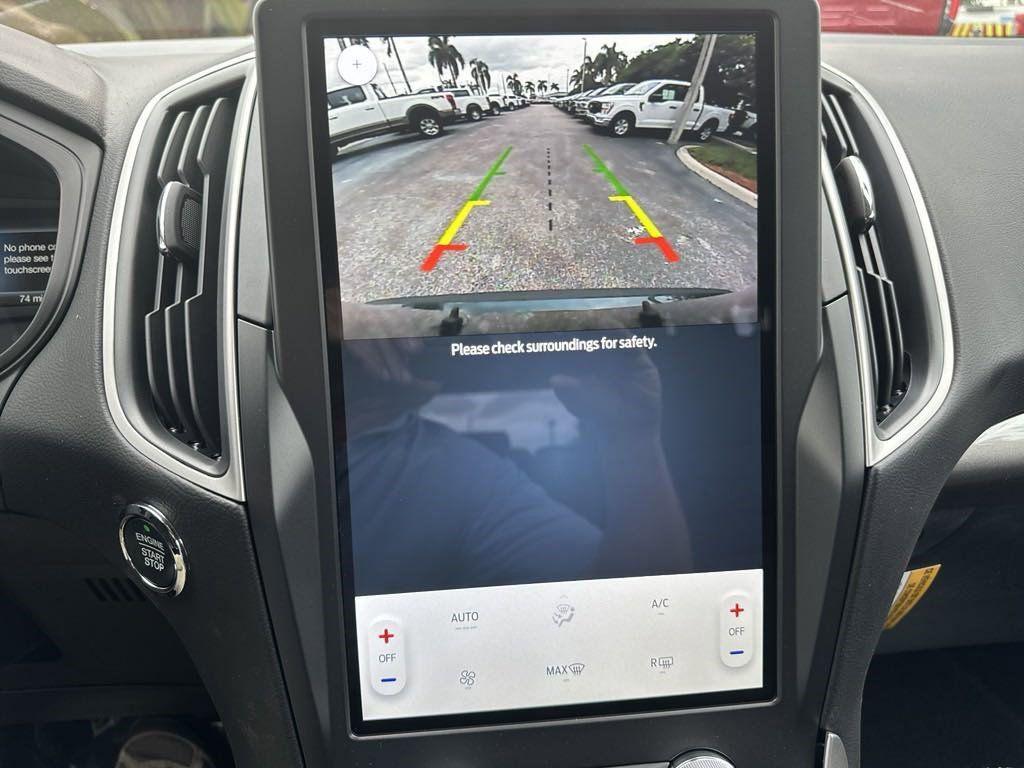 new 2024 Ford Edge car, priced at $30,900