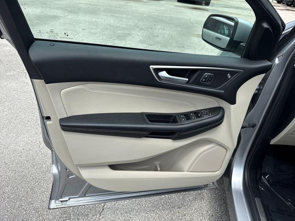used 2021 Ford Edge car, priced at $16,900