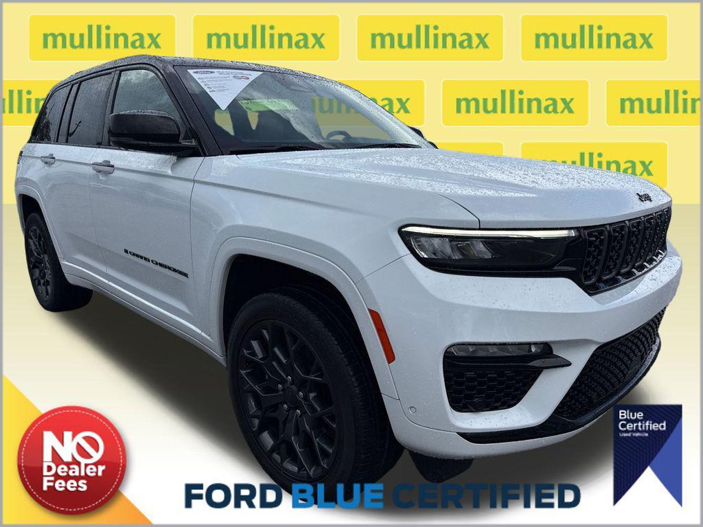 used 2025 Jeep Grand Cherokee car, priced at $51,900
