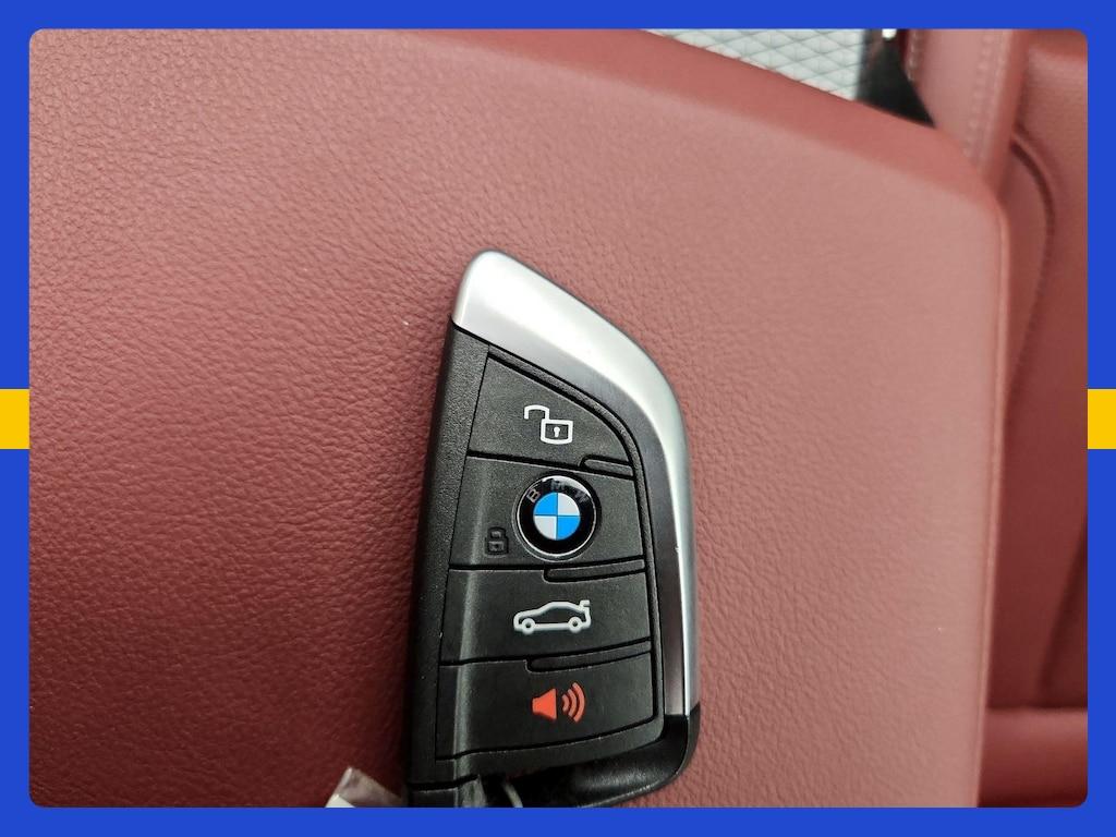 BMW 3 Series view 29