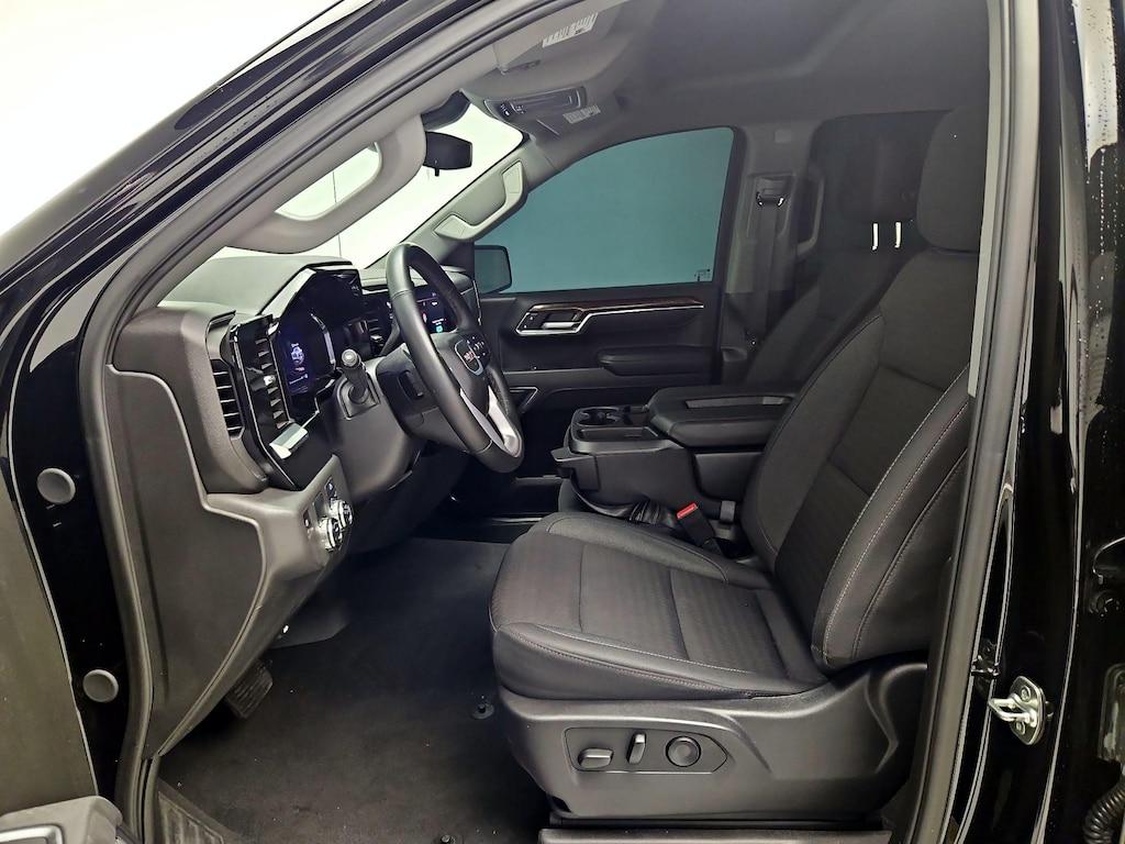 used 2025 GMC Sierra 1500 car, priced at $41,998