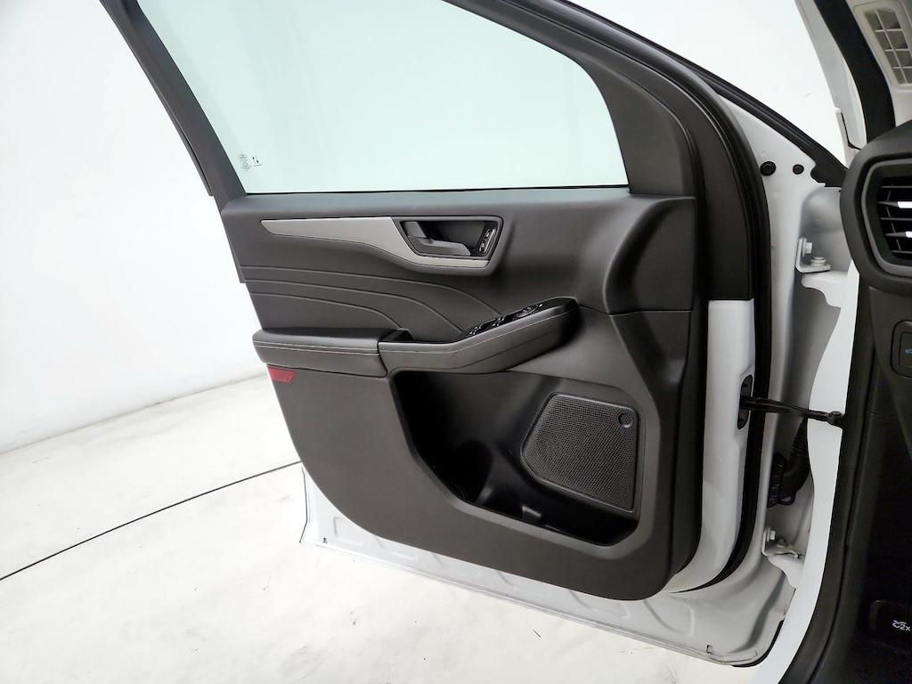 used 2023 Ford Escape car, priced at $18,998