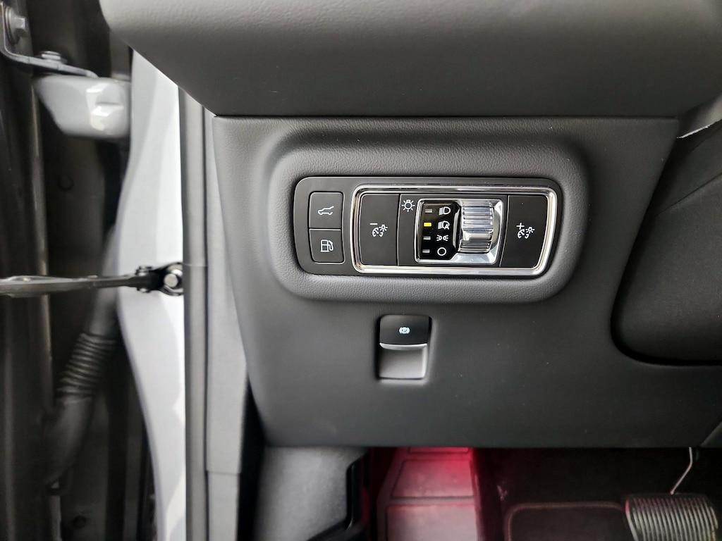 used 2025 Lincoln Nautilus car, priced at $58,998