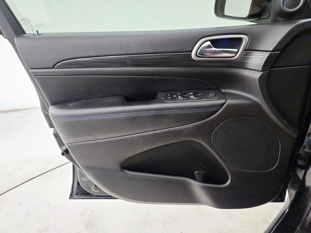 used 2020 Jeep Grand Cherokee car, priced at $20,998