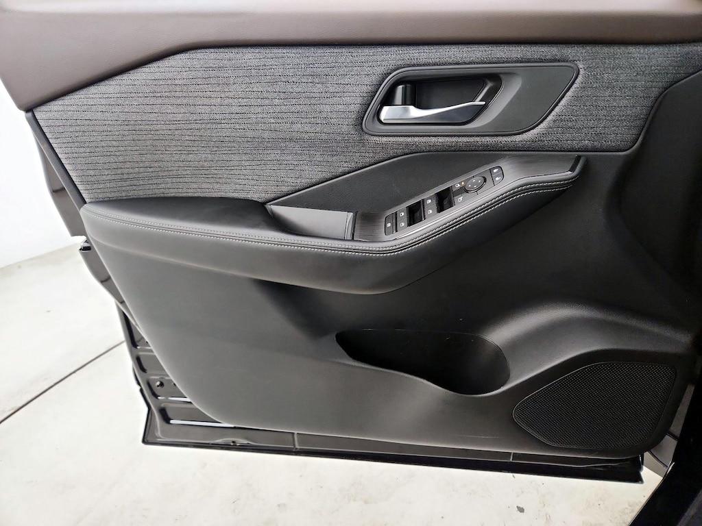 used 2023 Nissan Rogue car, priced at $21,998