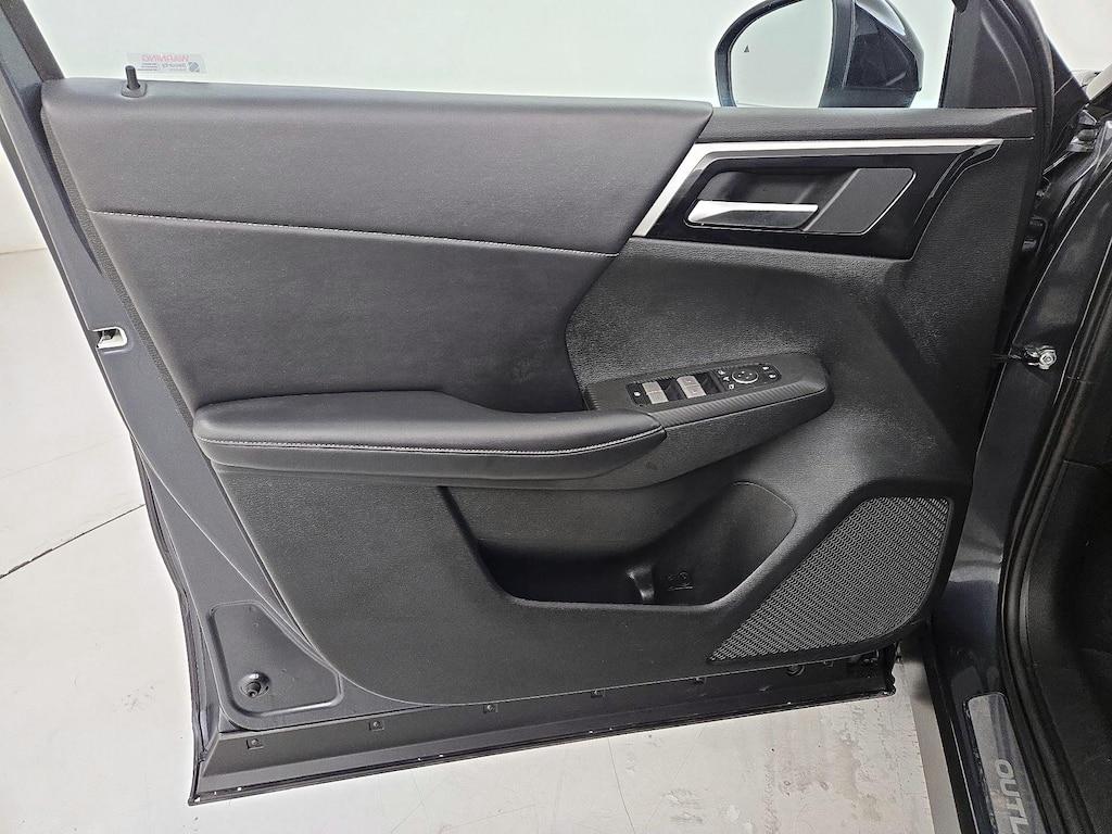 used 2024 Mitsubishi Outlander car, priced at $24,998