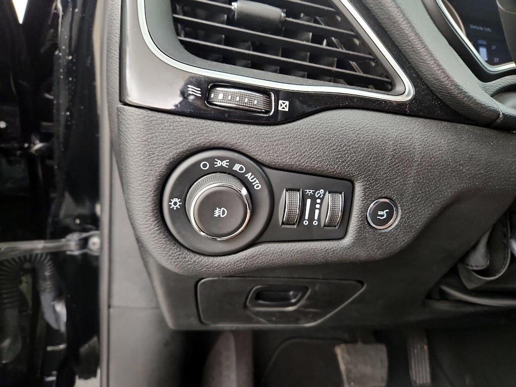 used 2023 Jeep Cherokee car, priced at $20,998