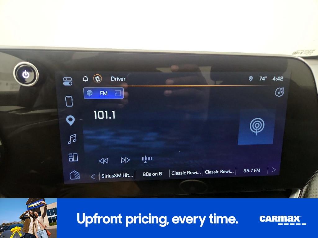 used 2025 Chevrolet Equinox car, priced at $27,998