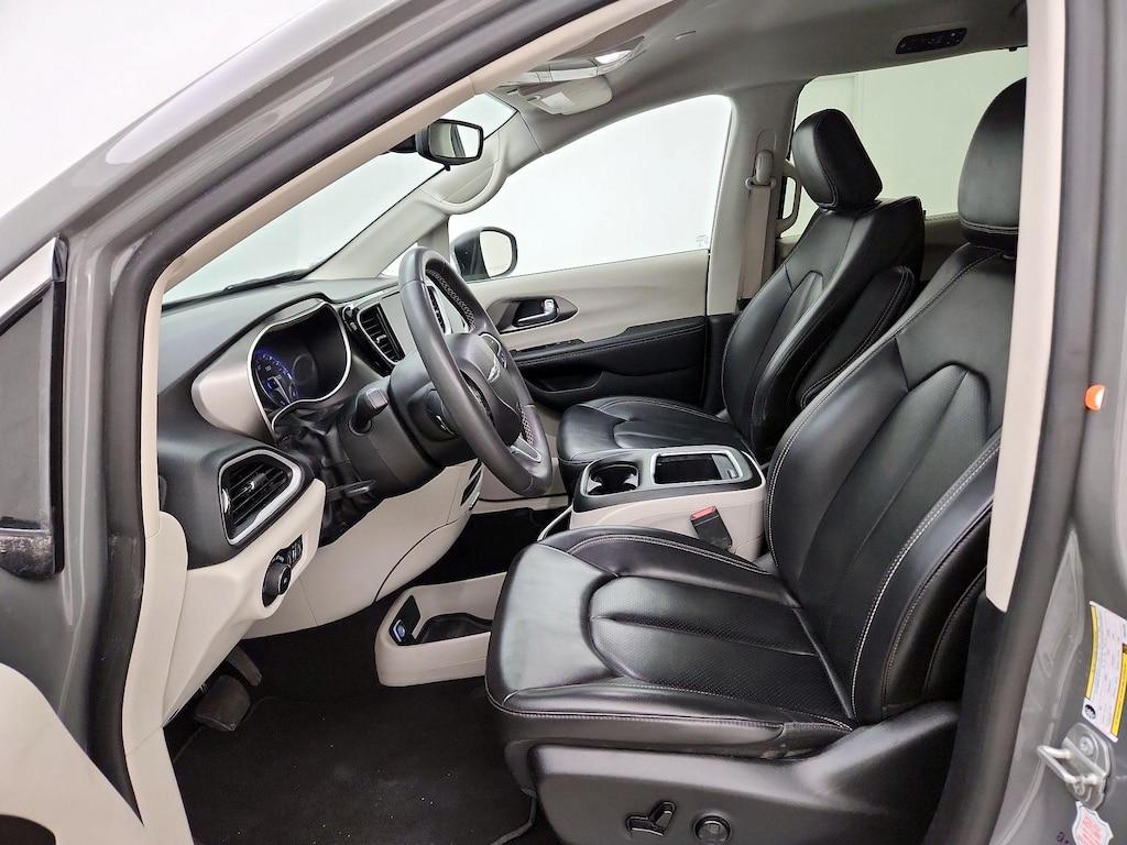 used 2023 Chrysler Pacifica car, priced at $23,998
