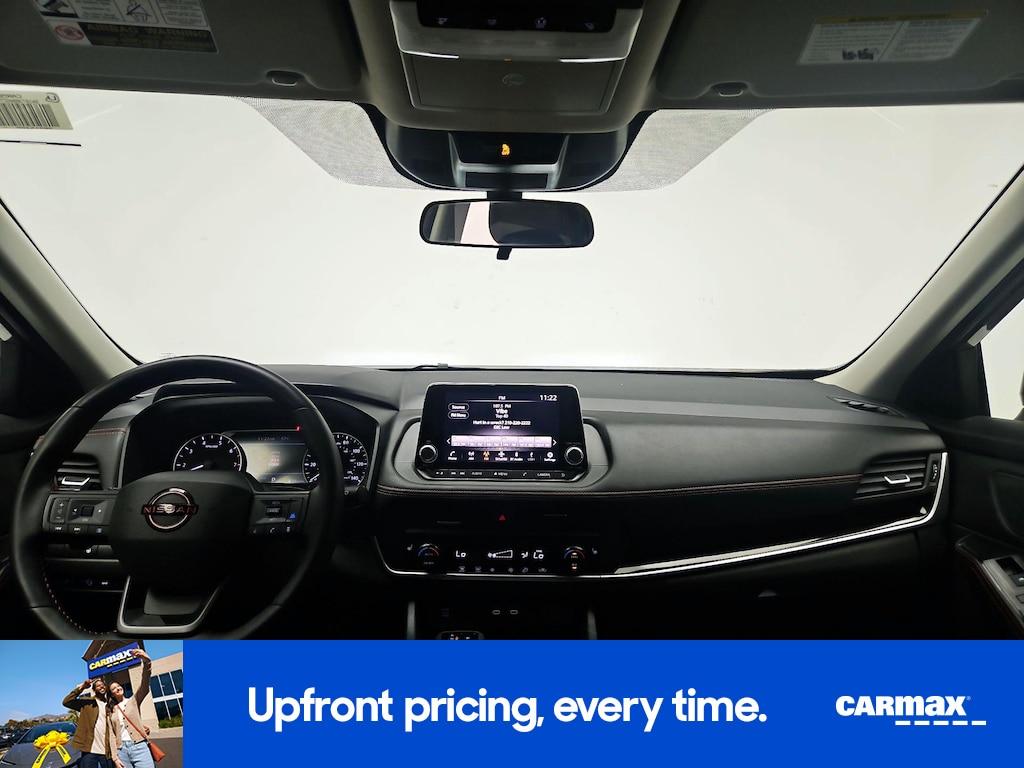 used 2025 Nissan Rogue car, priced at $29,998