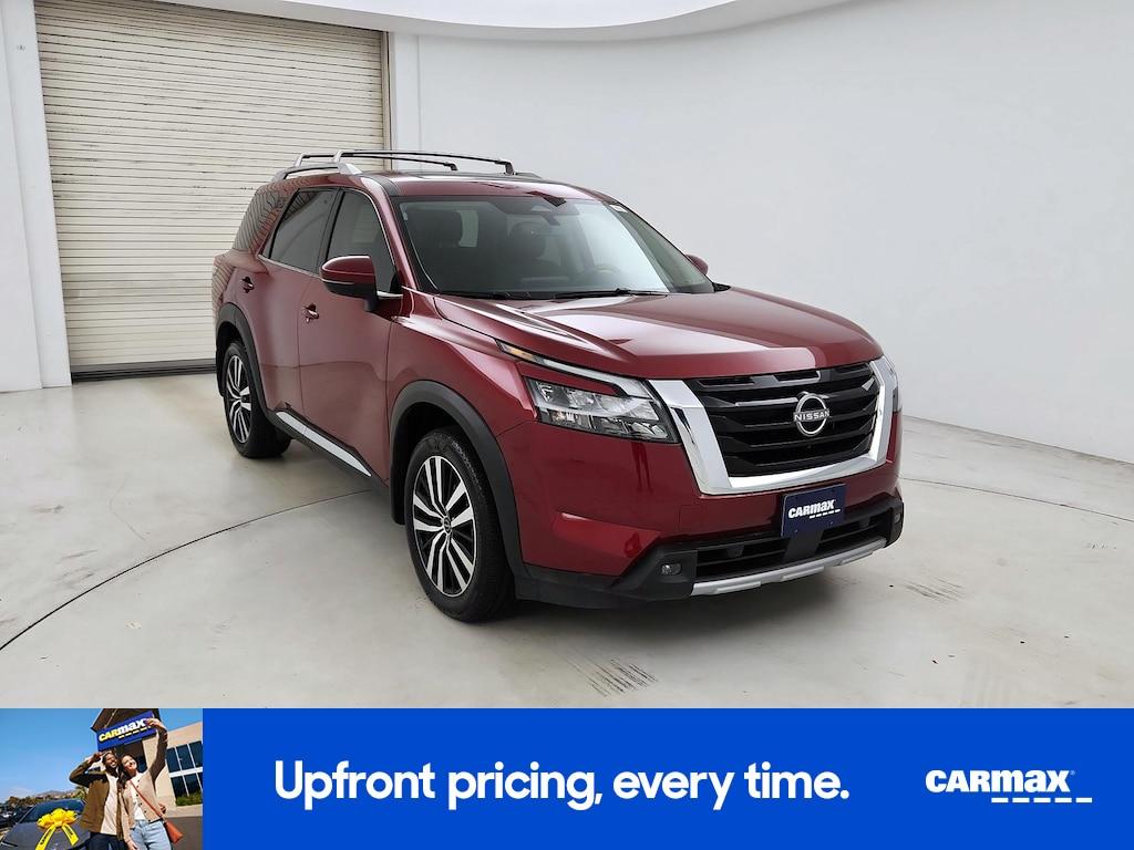 used 2025 Nissan Pathfinder car, priced at $42,998