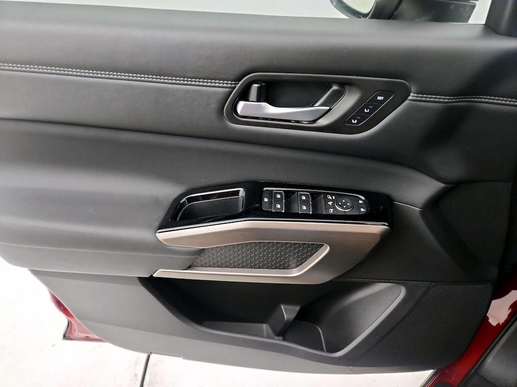 used 2025 Nissan Pathfinder car, priced at $42,998