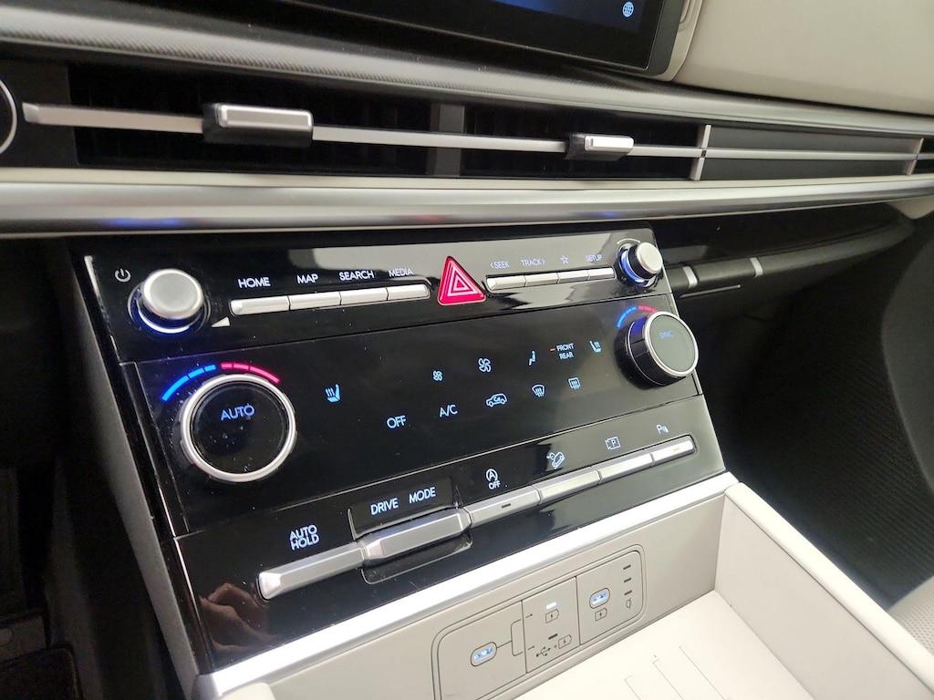 used 2024 Hyundai Santa Fe car, priced at $30,998