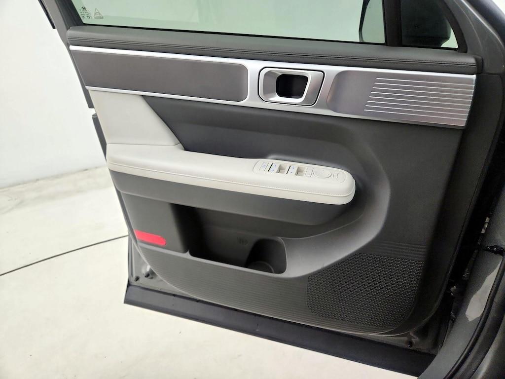 used 2024 Hyundai Santa Fe car, priced at $30,998