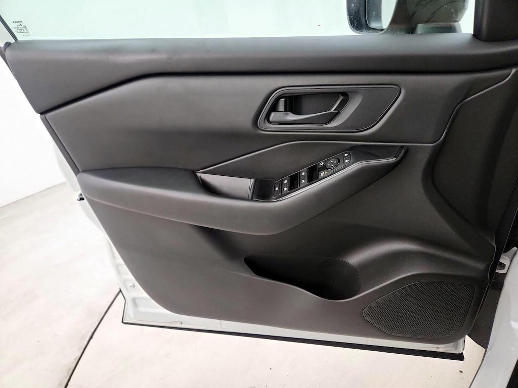 used 2024 Nissan Rogue car, priced at $22,998