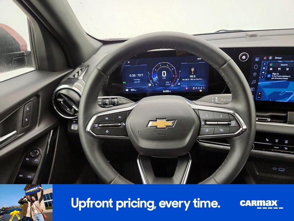 used 2025 Chevrolet Equinox car, priced at $28,998