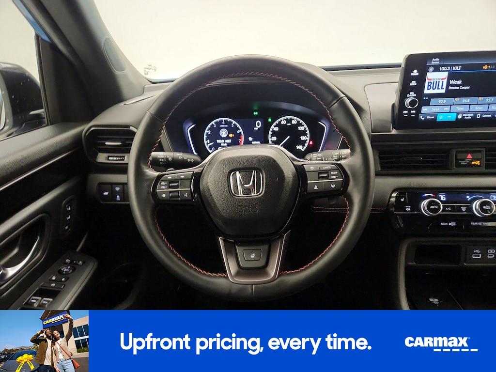 used 2025 Honda Pilot car, priced at $40,998