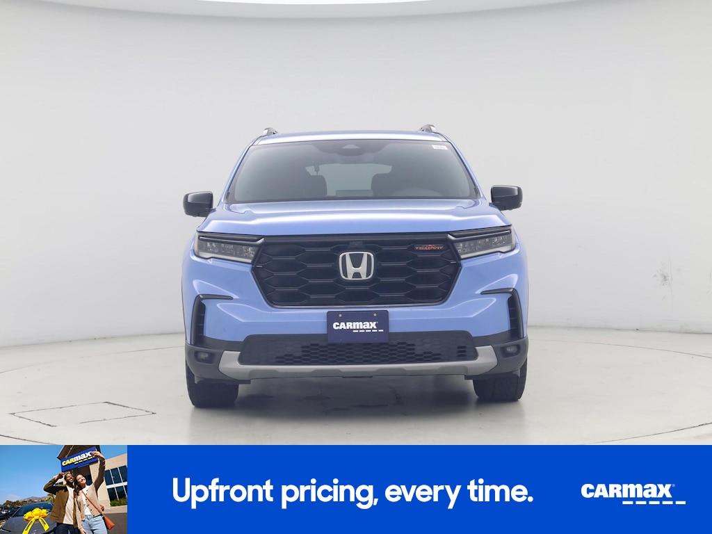 used 2025 Honda Pilot car, priced at $40,998