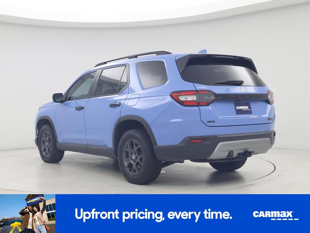 used 2025 Honda Pilot car, priced at $40,998