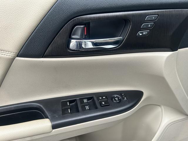 used 2013 Honda Accord car, priced at $13,885