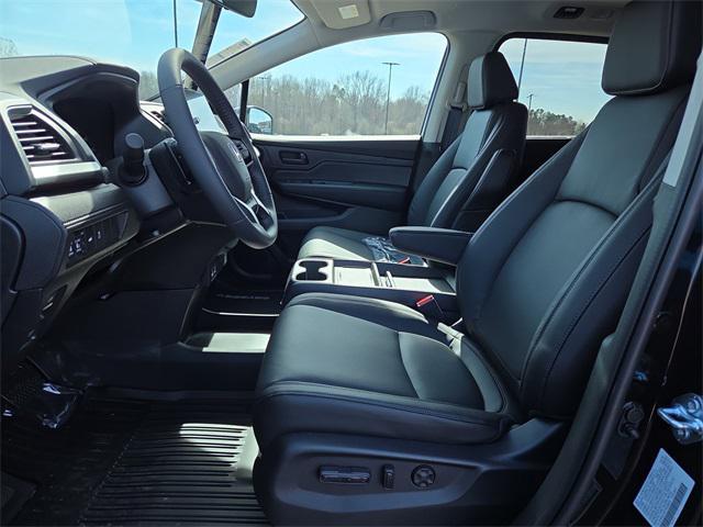 new 2026 Honda Odyssey car, priced at $43,868