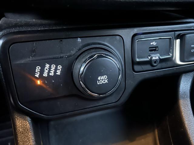 used 2023 Jeep Renegade car, priced at $19,455
