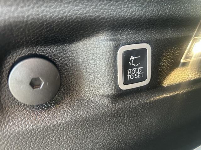 used 2021 Jeep Grand Cherokee L car, priced at $25,990