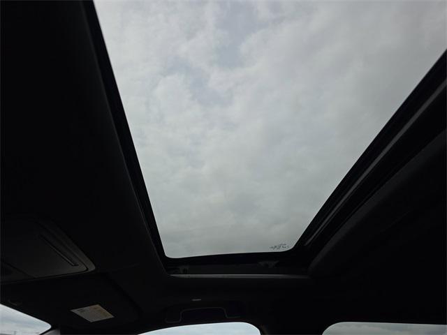 new 2026 Honda CR-V Hybrid car, priced at $40,175