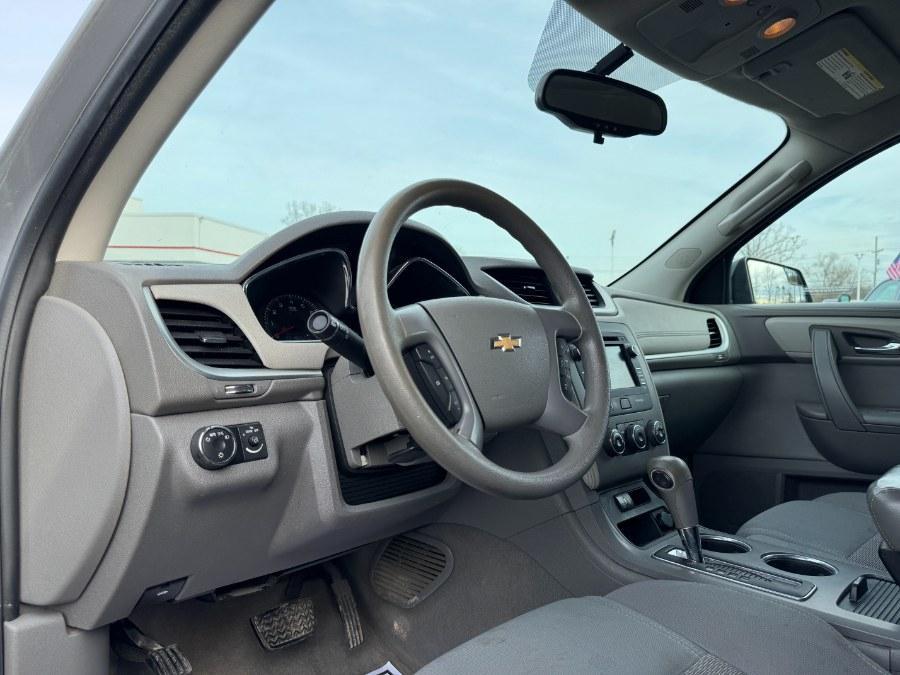 used 2013 Chevrolet Traverse car, priced at $4,400