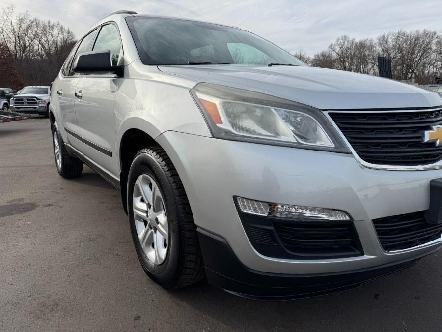 used 2013 Chevrolet Traverse car, priced at $4,400