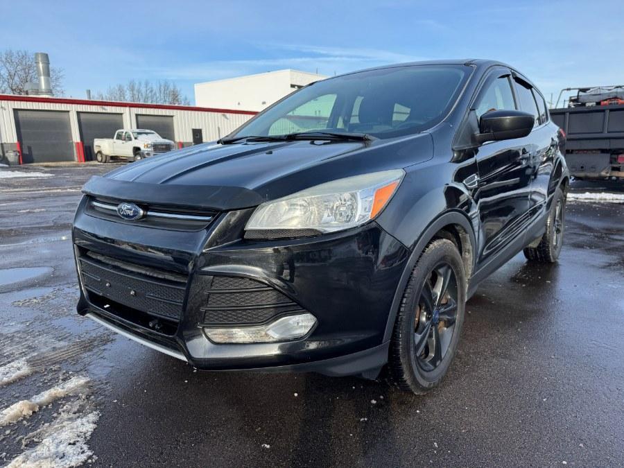 used 2014 Ford Escape car, priced at $5,400