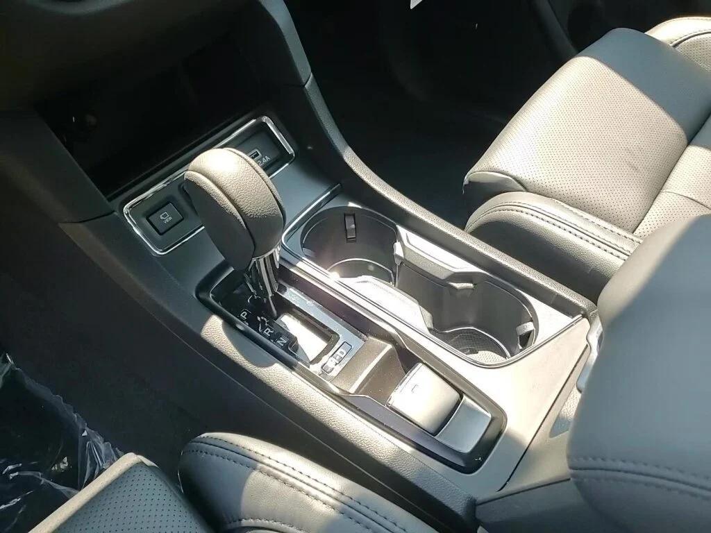 new 2025 Subaru Ascent car, priced at $51,198