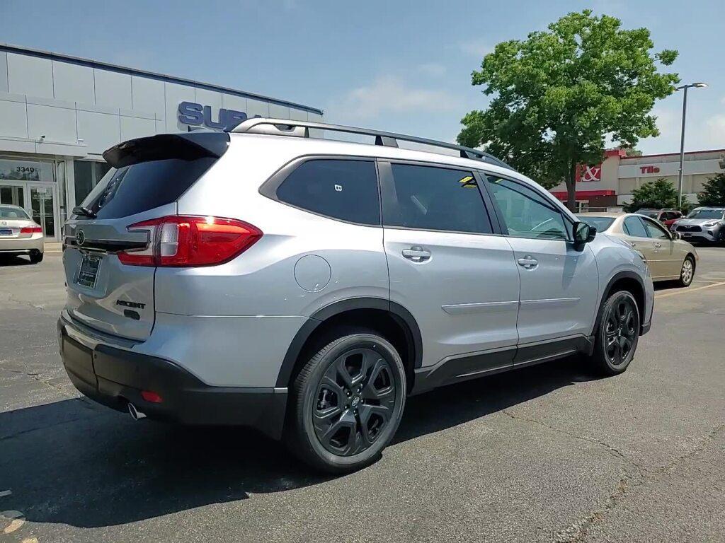 new 2025 Subaru Ascent car, priced at $51,198