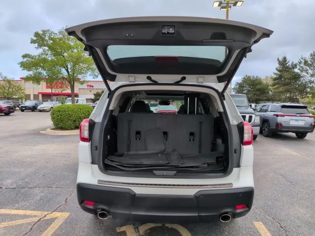 used 2023 Subaru Ascent car, priced at $31,618