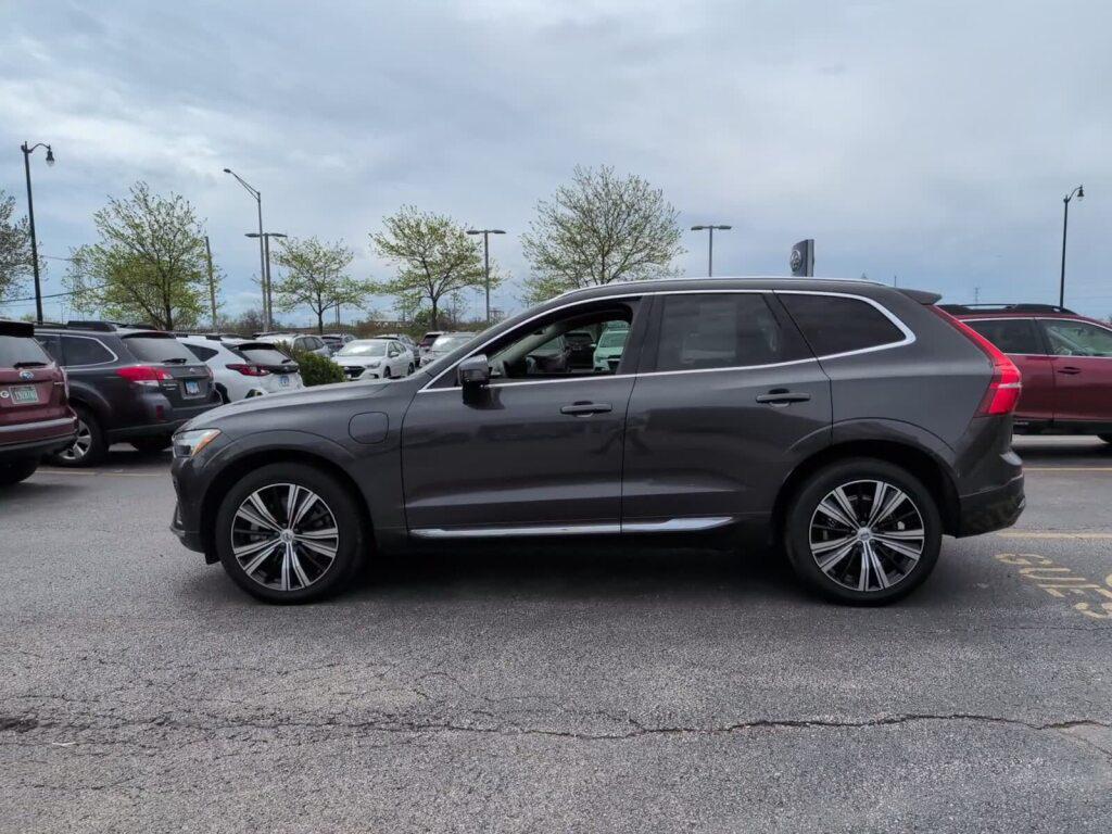 used 2023 Volvo XC60 Recharge Plug-In Hybrid car, priced at $37,509