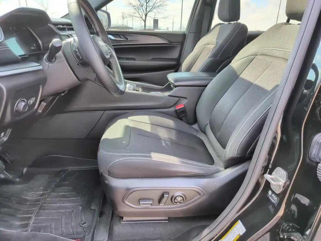 used 2024 Jeep Grand Cherokee L car, priced at $30,539