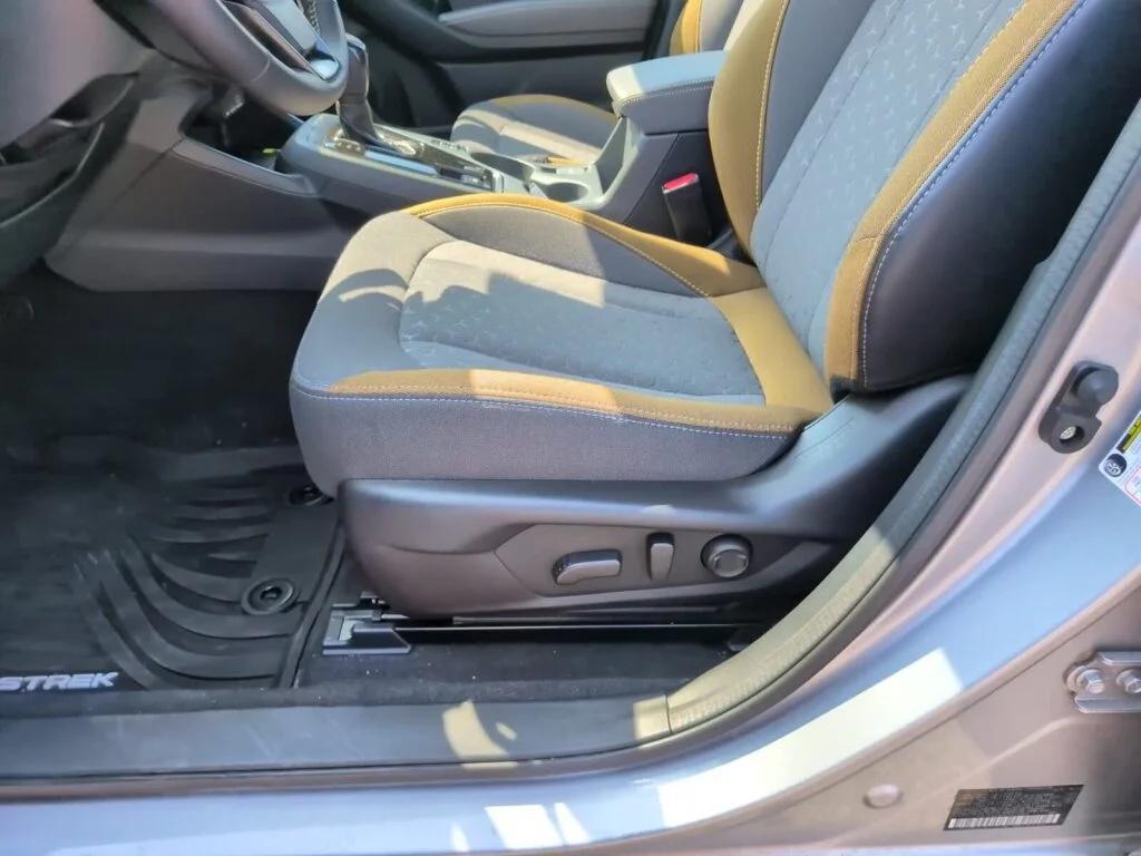 used 2025 Subaru Crosstrek car, priced at $28,643