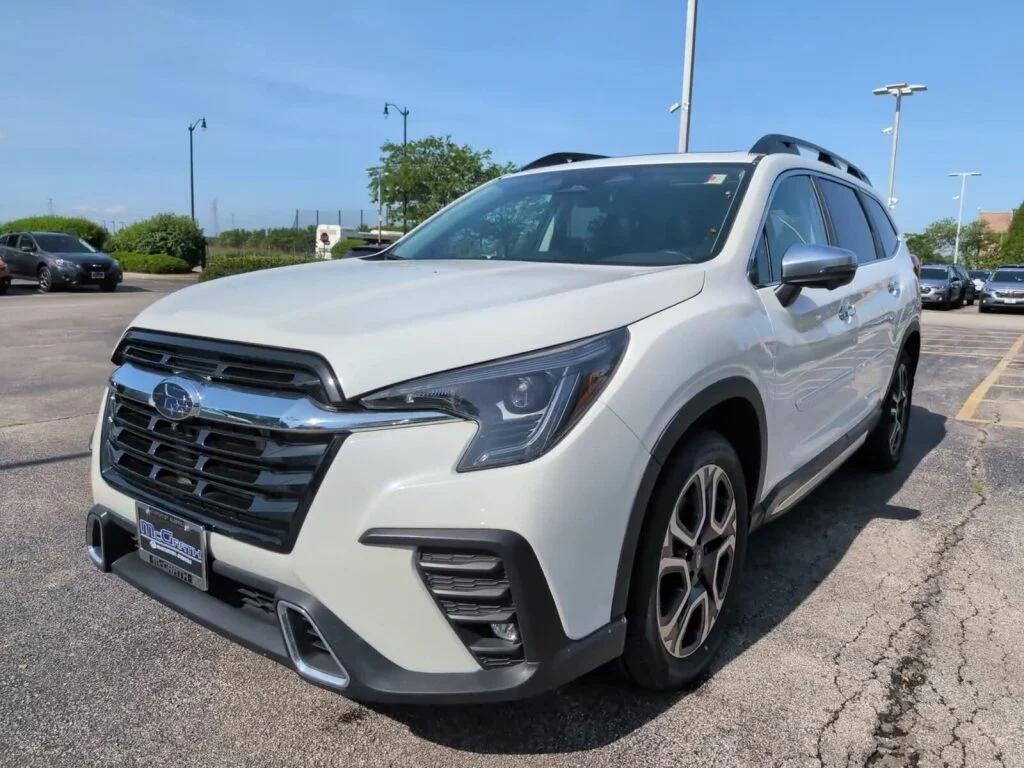 used 2023 Subaru Ascent car, priced at $35,376