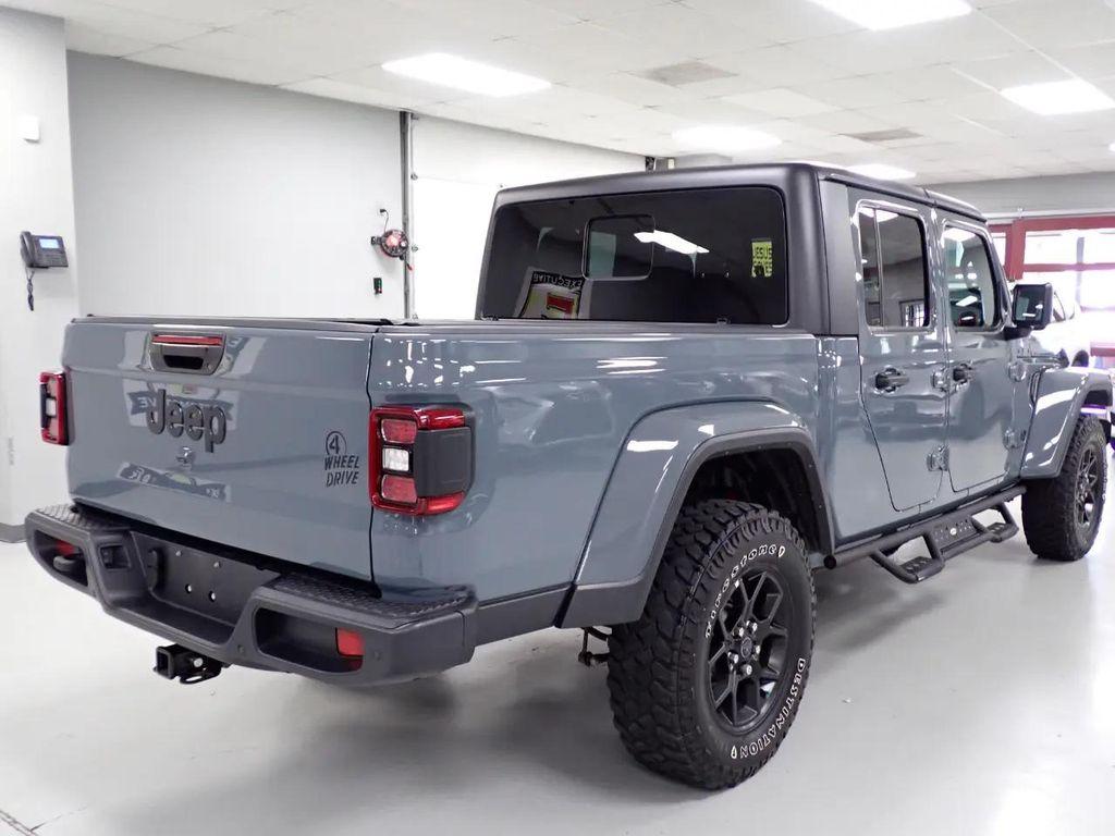 used 2024 Jeep Gladiator car, priced at $38,990