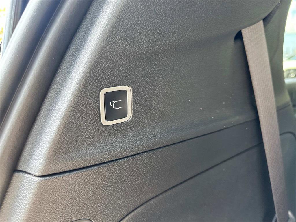 new 2025 Chrysler Pacifica car, priced at $45,920