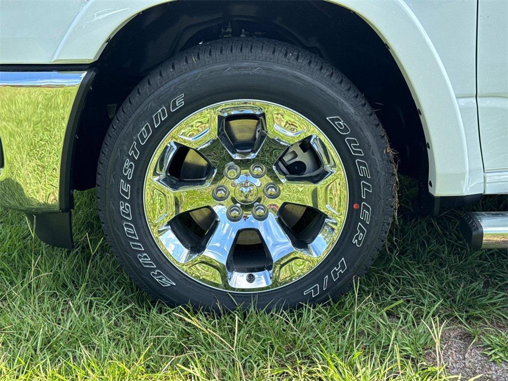 new 2025 Ram 1500 car, priced at $56,635