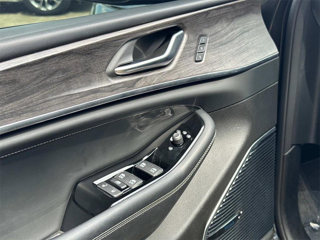 used 2022 Jeep Grand Cherokee L car, priced at $31,555