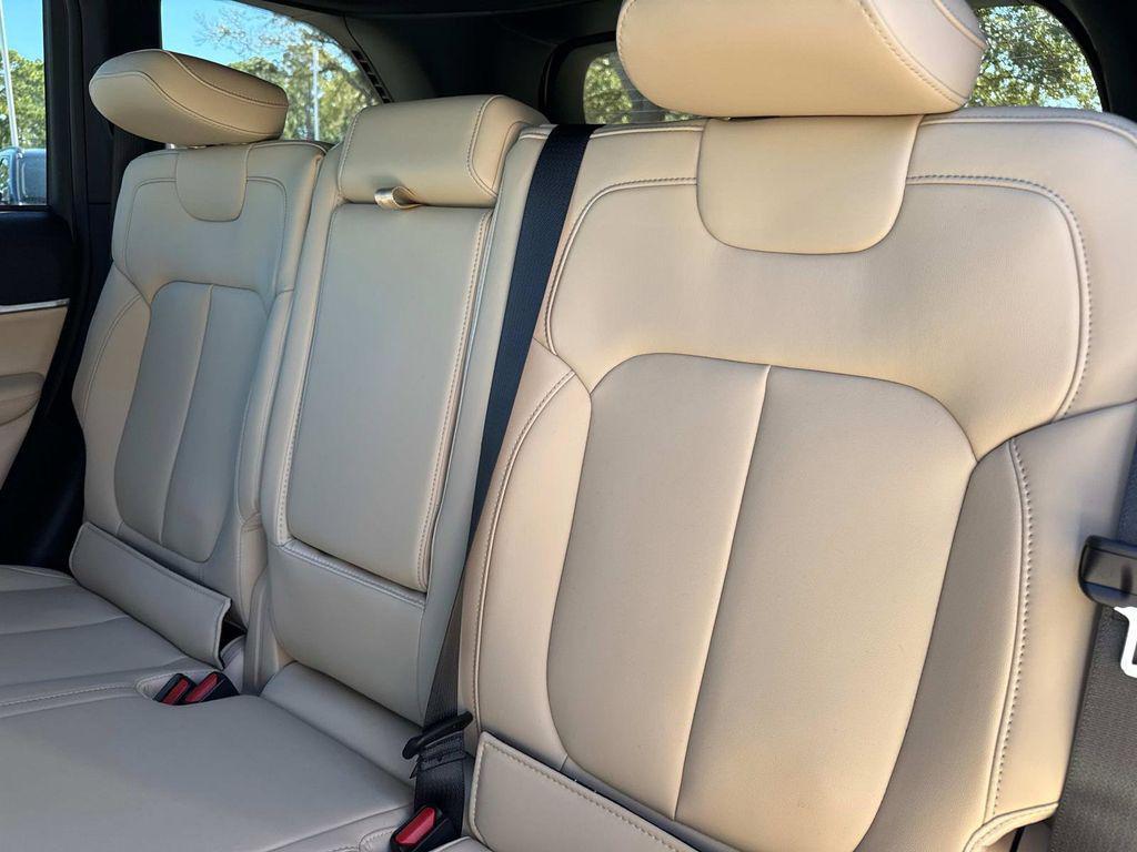 new 2026 Jeep Grand Cherokee car, priced at $48,610