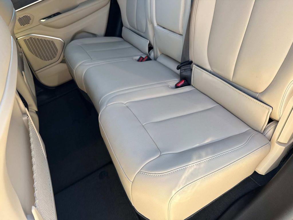 new 2026 Jeep Grand Cherokee car, priced at $48,610