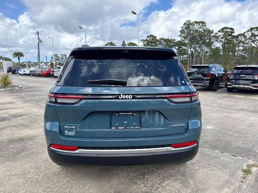 new 2026 Jeep Grand Cherokee car, priced at $53,550