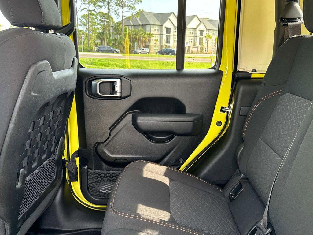 used 2023 Jeep Gladiator car, priced at $41,222