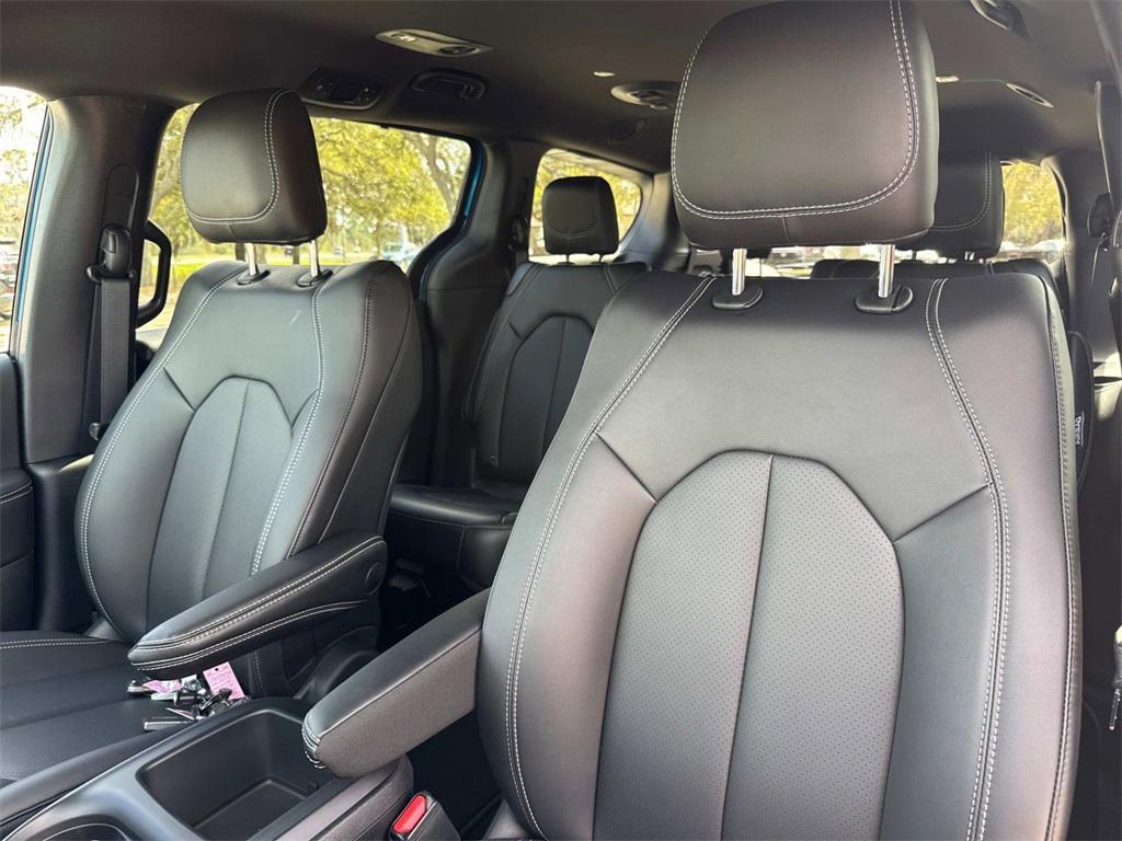 new 2026 Chrysler Pacifica car, priced at $47,855