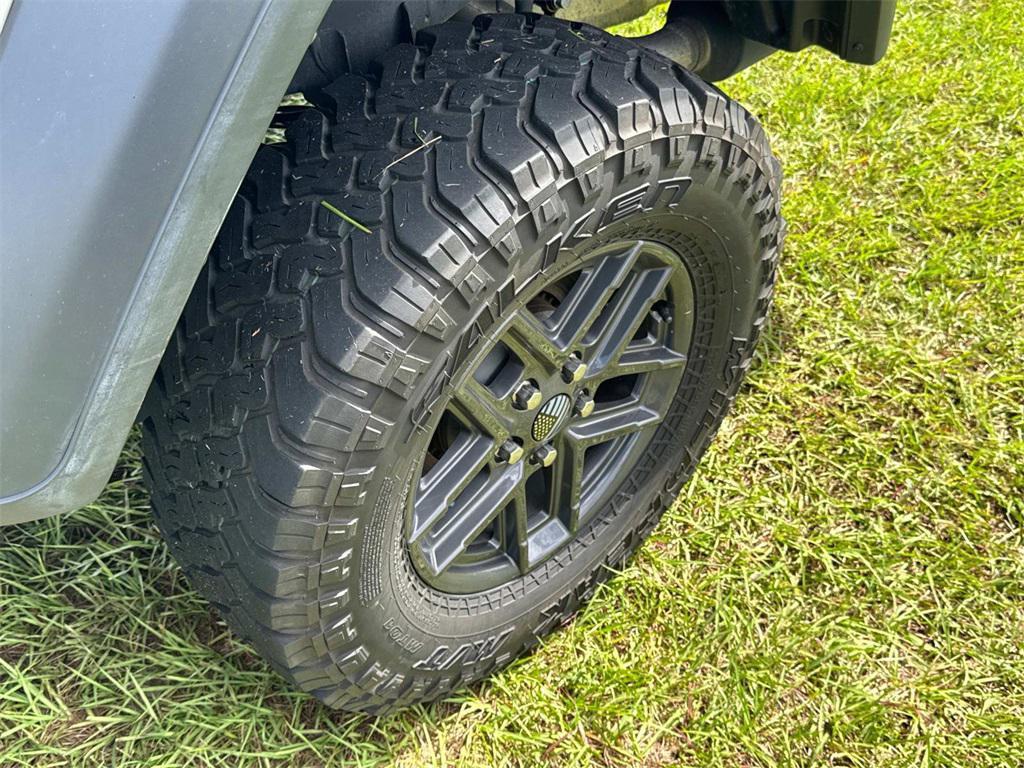 used 2020 Jeep Gladiator car, priced at $29,555