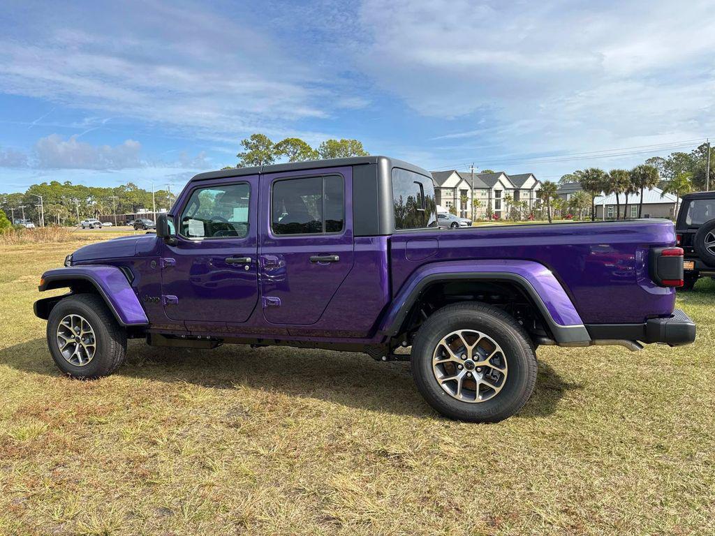 new 2026 Jeep Gladiator car, priced at $52,939