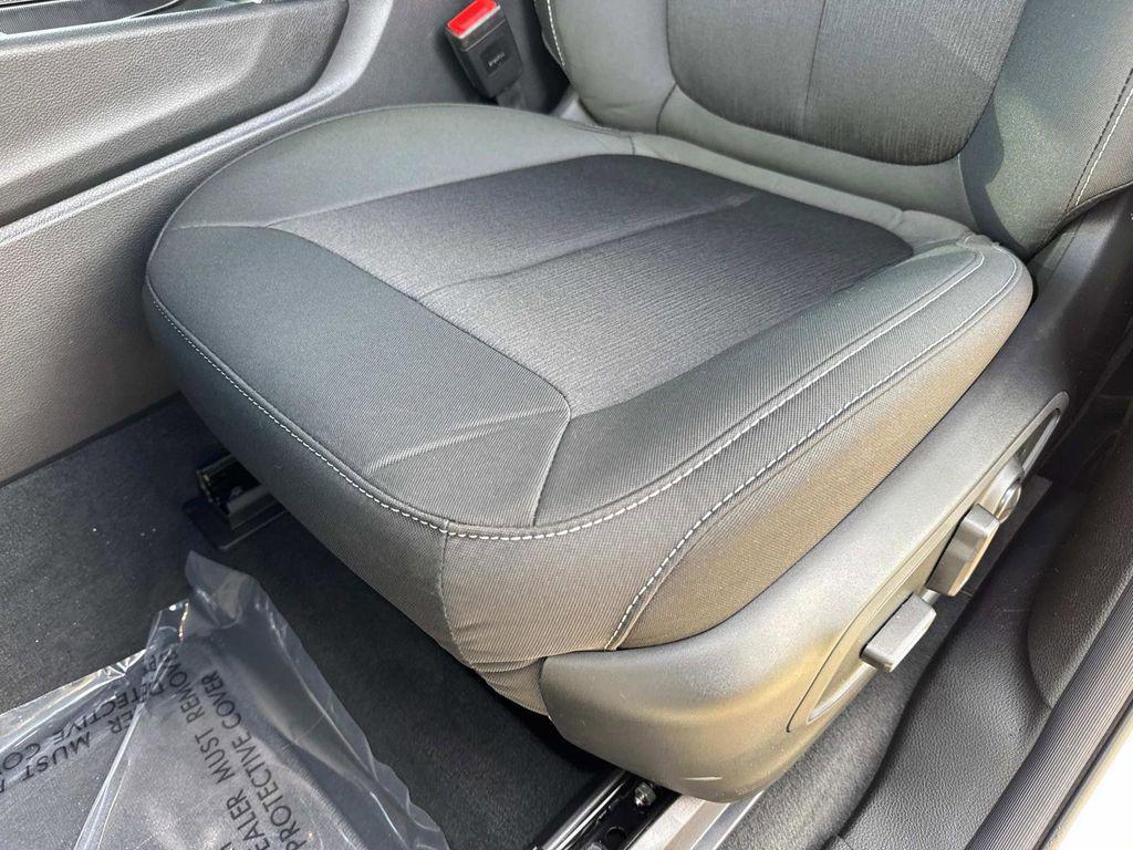 new 2025 Jeep Grand Cherokee L car, priced at $44,525